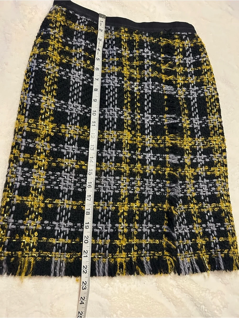 Tweed Midi Pencil Skirt in Black, Gray & Yellow. Size 6